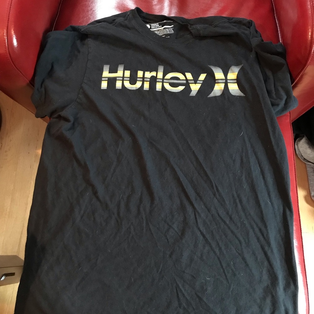 Hurley black tee
